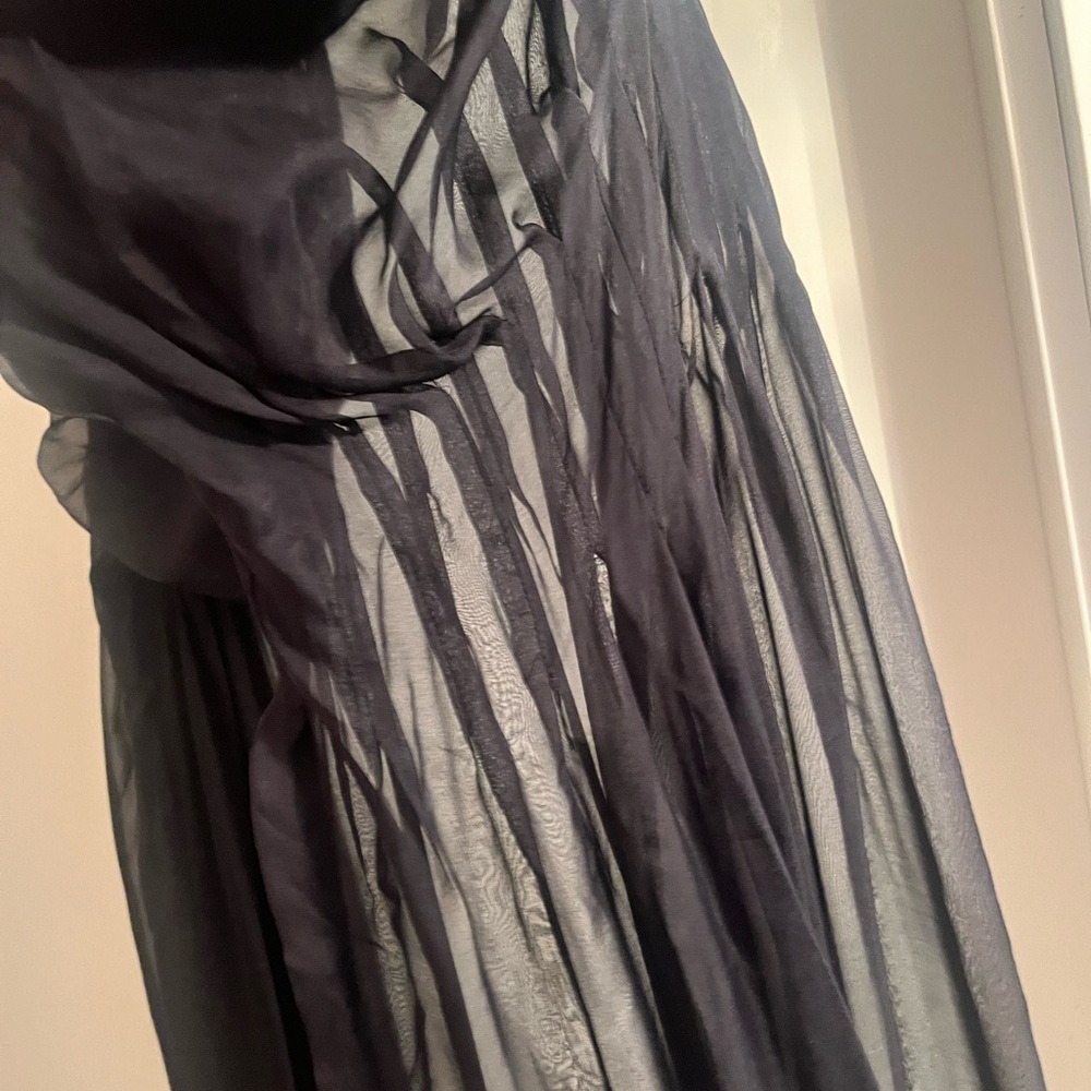 Gio Guerreri Black Sheer scarf//shall made in Italy - Picture 10 of 12
